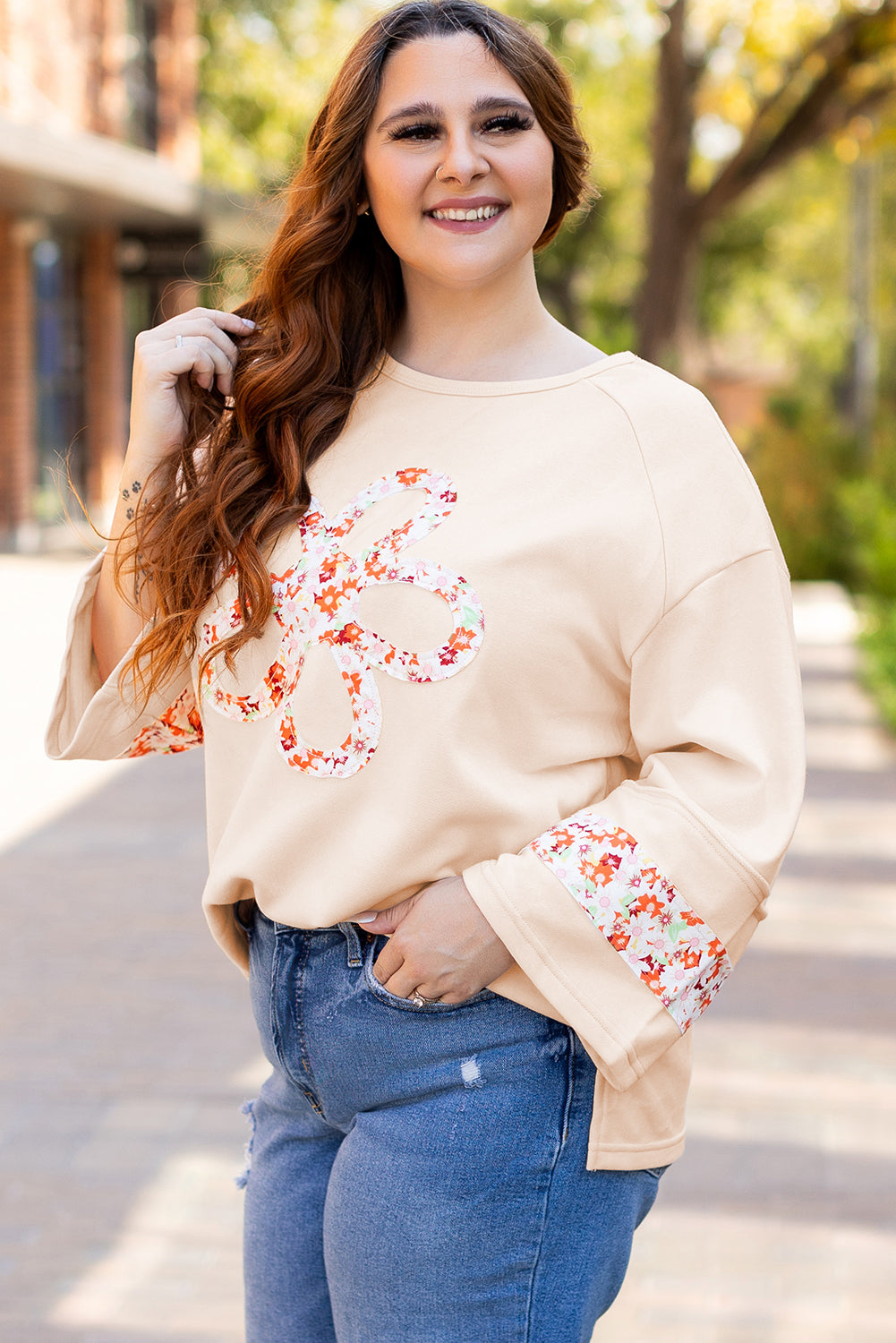 Beige Plus Size Flower Patched Side Slits Crewneck Top